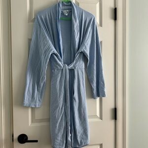 Lake Pima Robe in Hydrangea